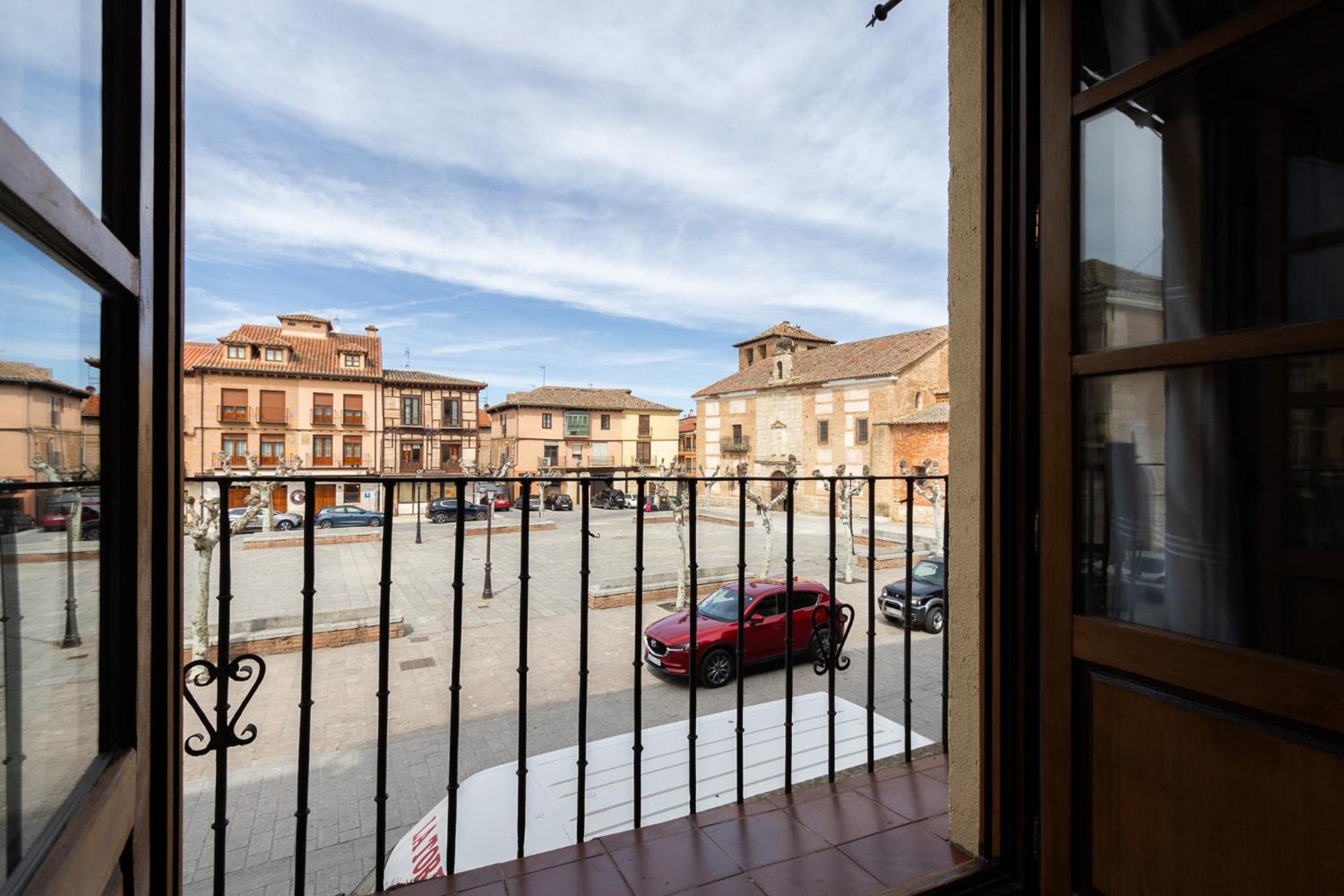 Insidehome Zaravencia Plaza Mayor Toro Esterno foto